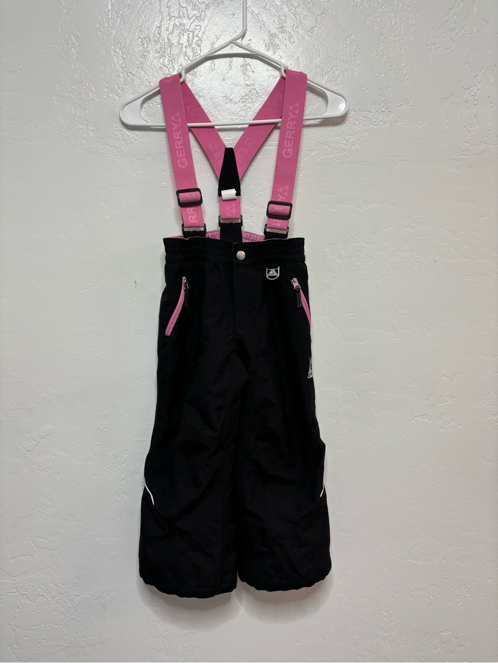Girls size 5/6 Gerry brand snow pants with suspenders, #L1299